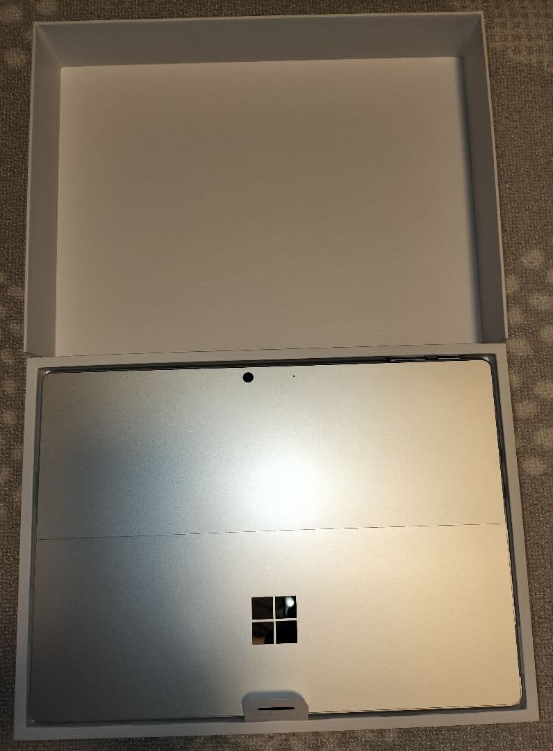 未使用品 Surface Pro 11 13インチ 16GB 256GB