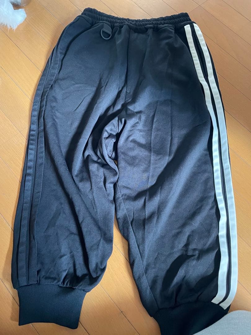 Y-3 黒 サルエルパンツ ホワイトストライプ