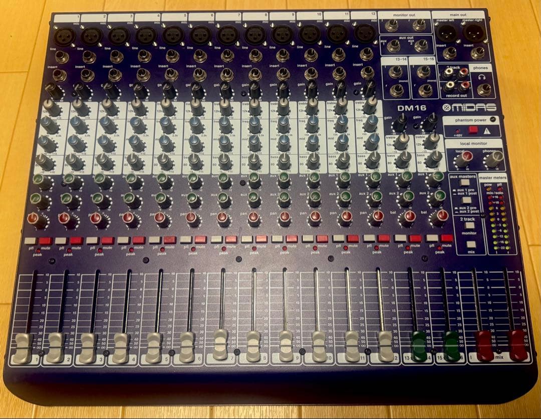 Midas DM 16 アナログミキサー 【訳あり品です。必ずお読みください。】
