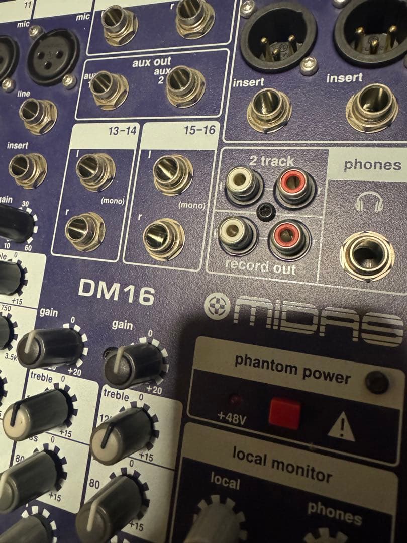 Midas DM 16 アナログミキサー 【訳あり品です。必ずお読みください。】