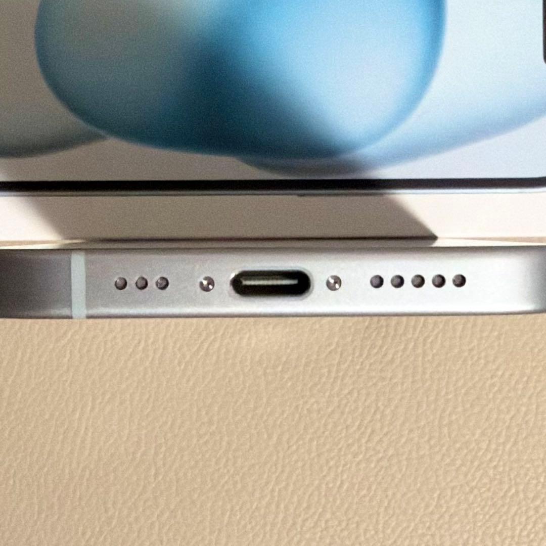 iPhone15 256GB ブルー　SIMフリー　美品