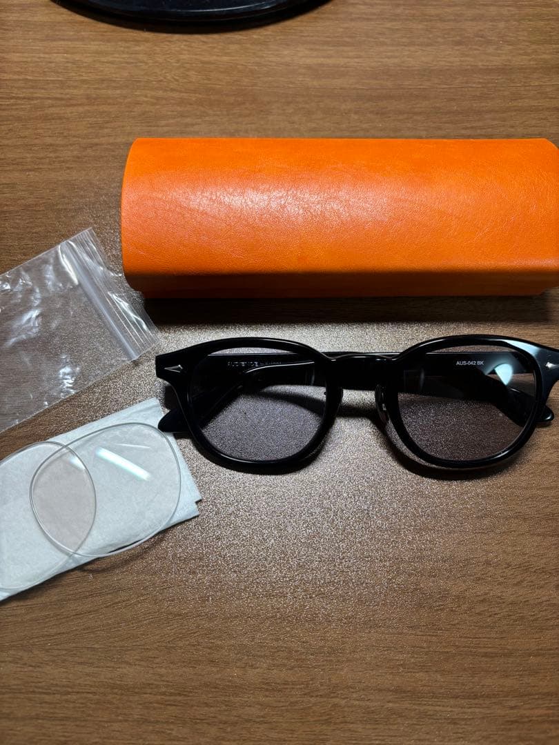 金子眼鏡　AUS-042 BK ブラック サングラス ウェリントン型　新品