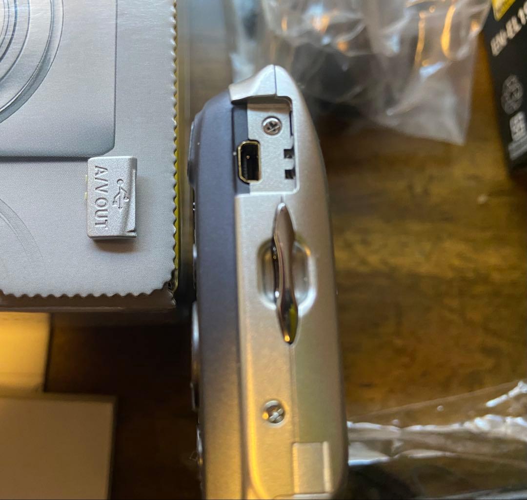 Nikon COOLPIX S3600 コンパクトデジタルカメラ