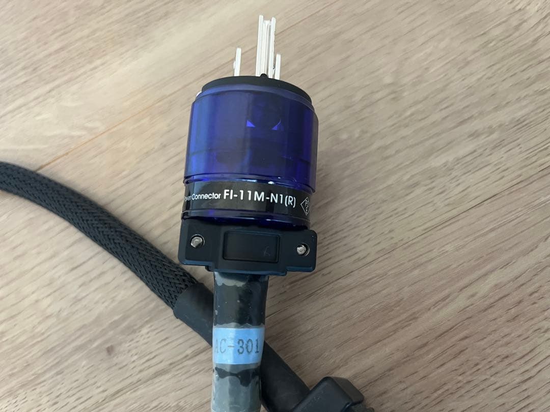 BellTech ベルテック電源ケーブルAC-301 　0.8m弱