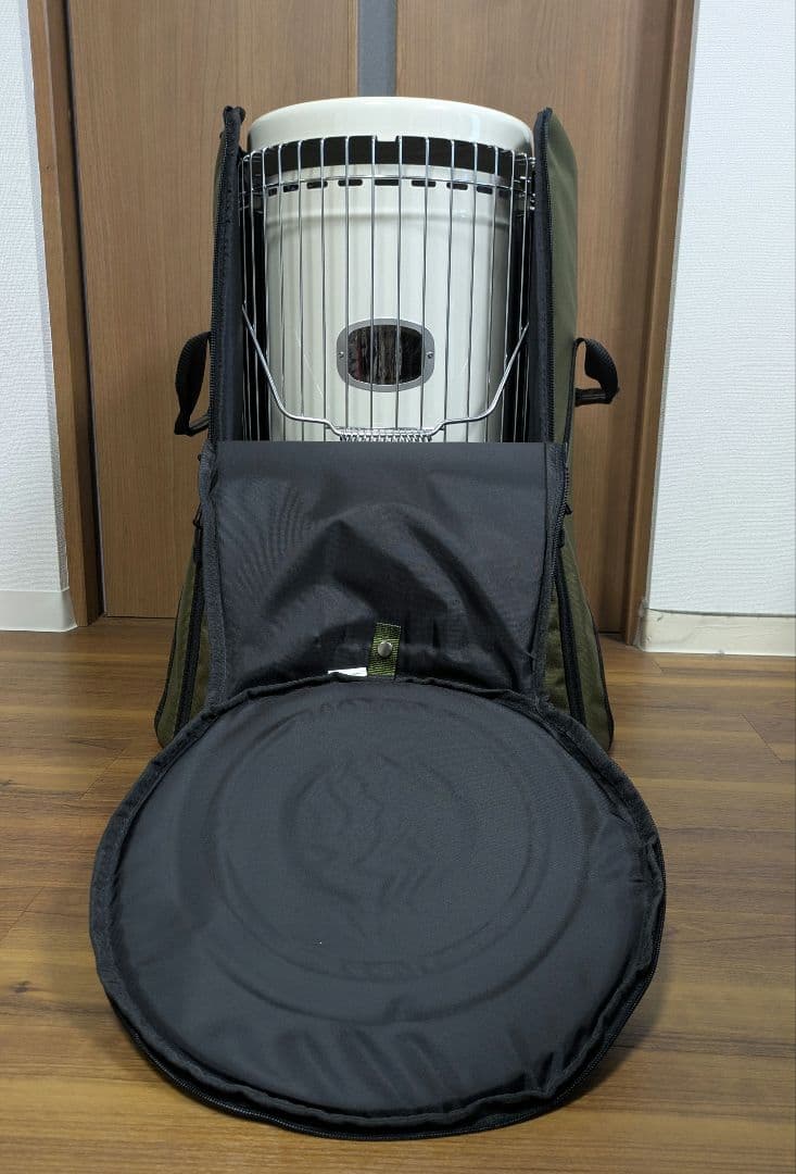 TOYOTMI ストーブ KS-6700(W) ホワイト 専用キャリーケース付き