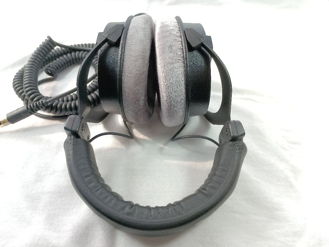【美品】Beyerdynamic DT 990 PRO 250Ω