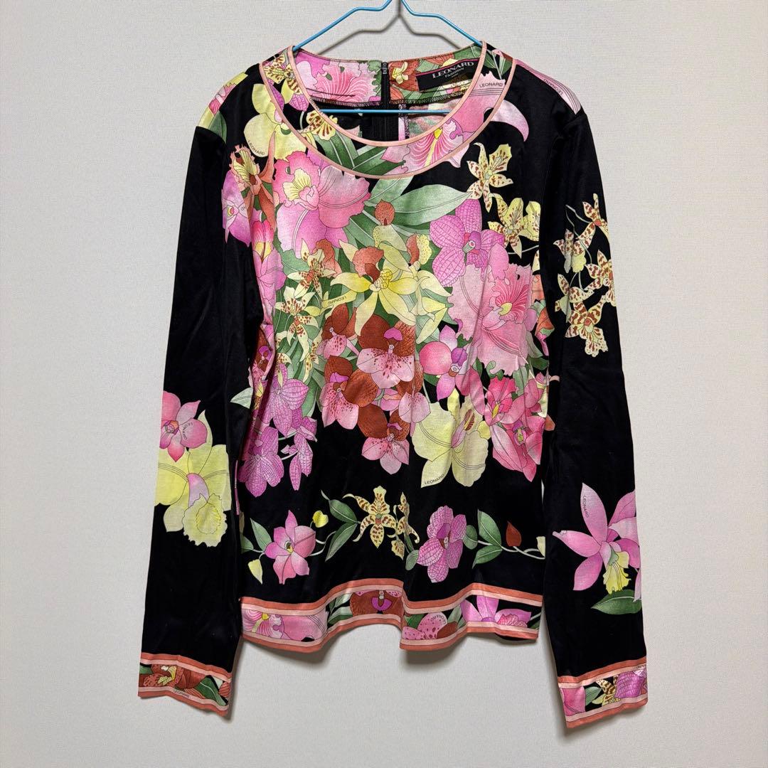 ア*タ様 LEONARD レオナール フラワープリント 長袖 トップス