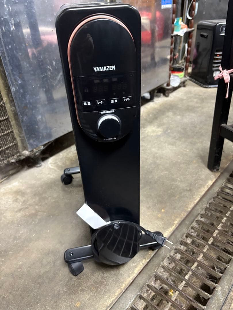 山善　オイルレスヒーター DOL-J12E(B)