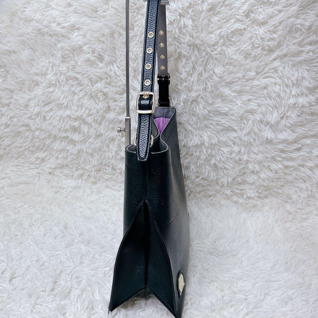 A.D.M.J 高級　本革 ワンショルダー 黒 シボ革 A4 ポーチ付　GC付き