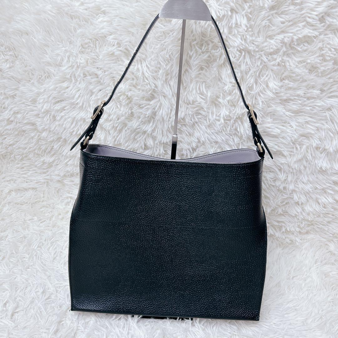 A.D.M.J 高級　本革 ワンショルダー 黒 シボ革 A4 ポーチ付　GC付き