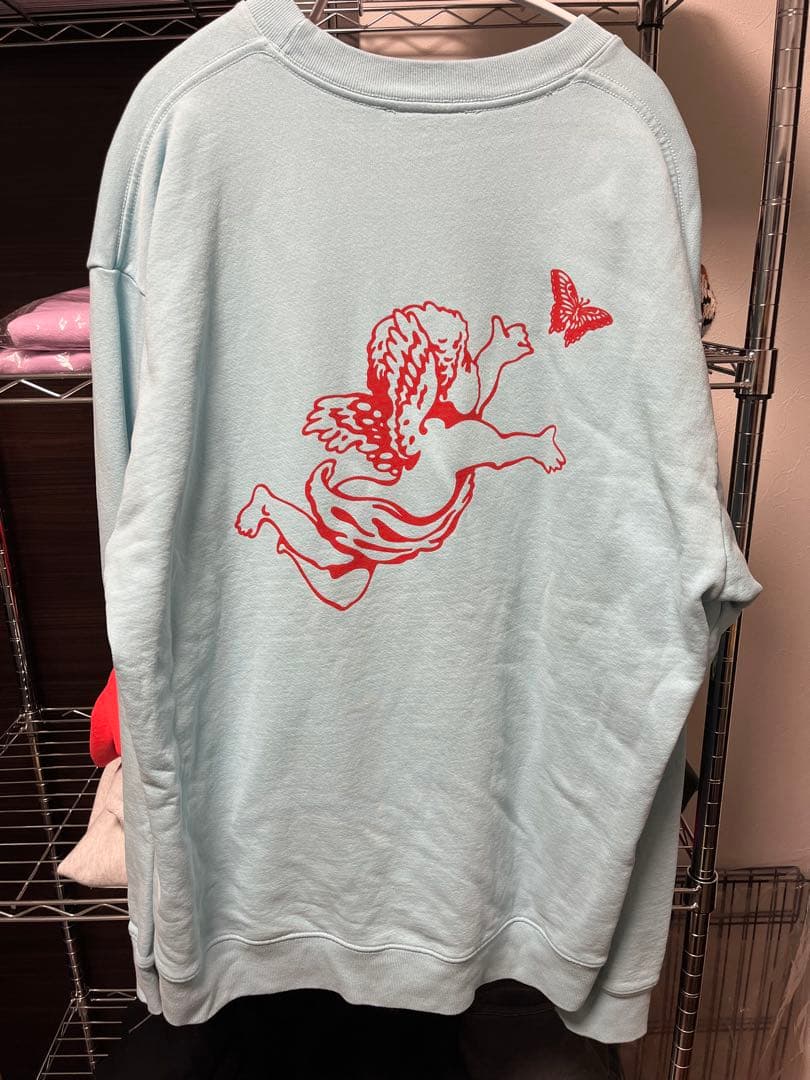 トップス Girls Don't Cry Angel Crewneck