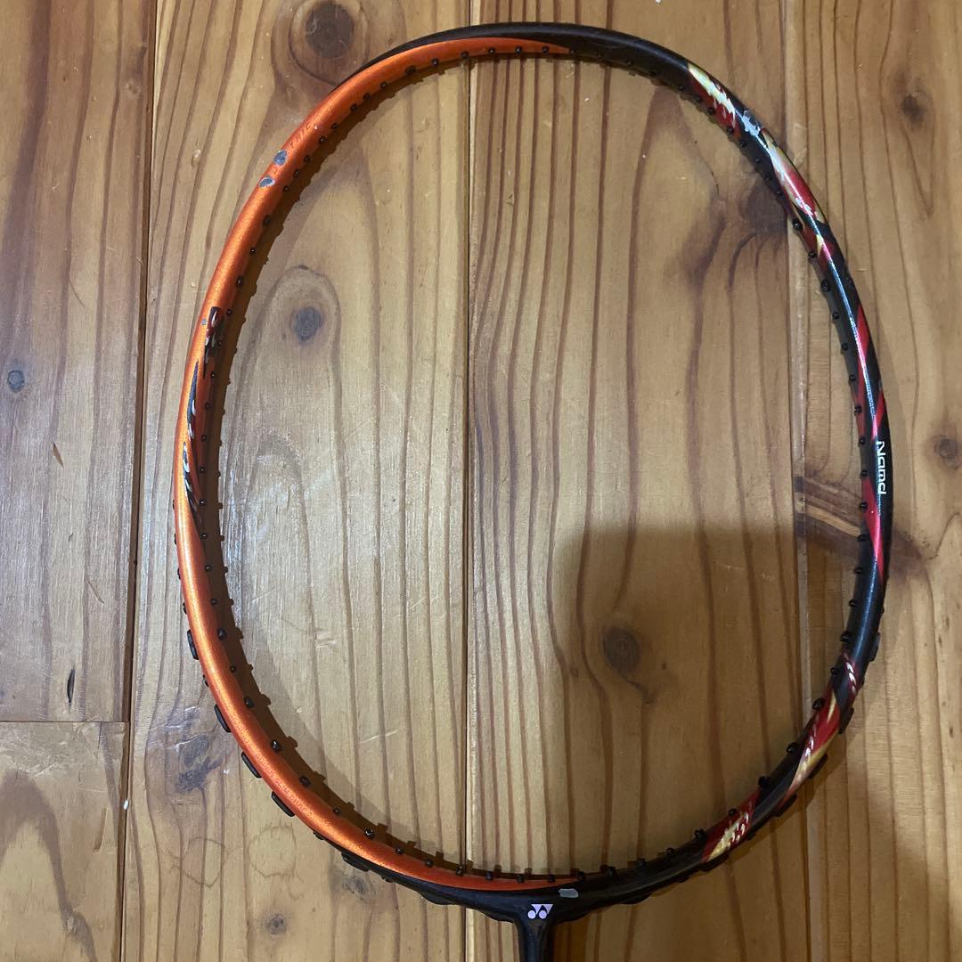 廃盤‼️アストロクス99 4U5 YONEX バドミントンラケット　　 1