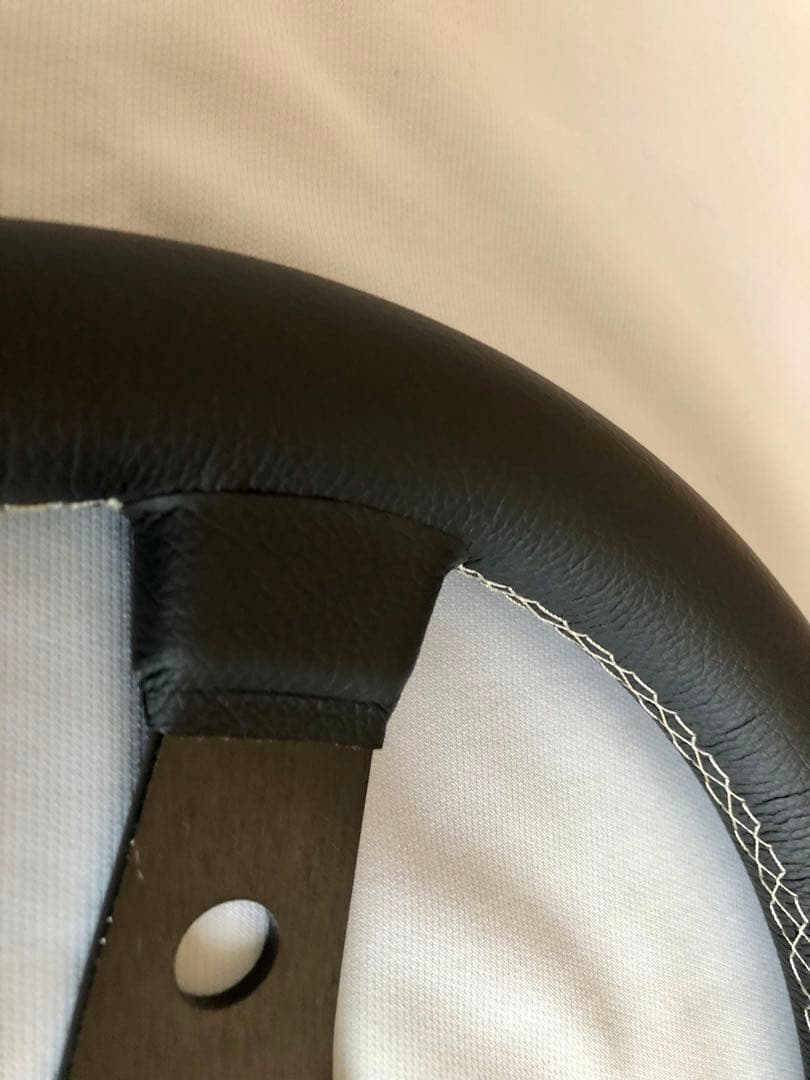 3スポーク レザー ステアリングホイール30パイ