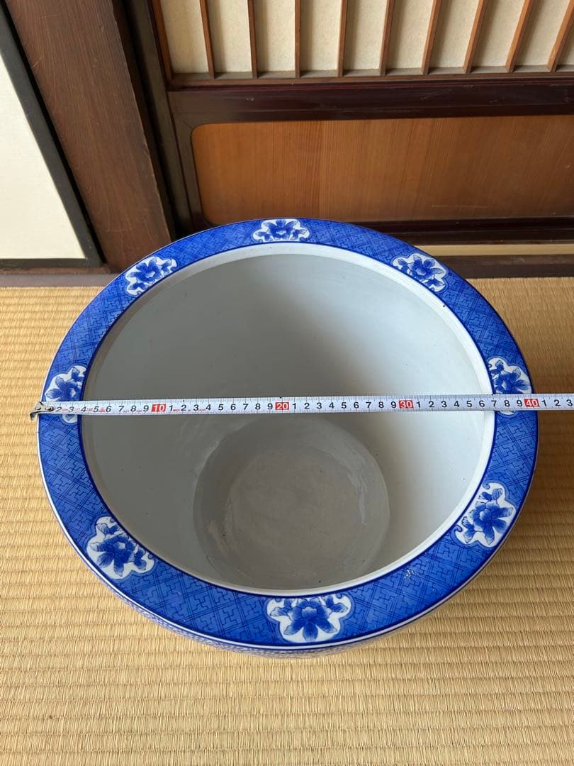 染付唐獅子牡丹花鳥図火鉢(直径約40.5cm) 火鉢　　メダカ鉢　金魚鉢