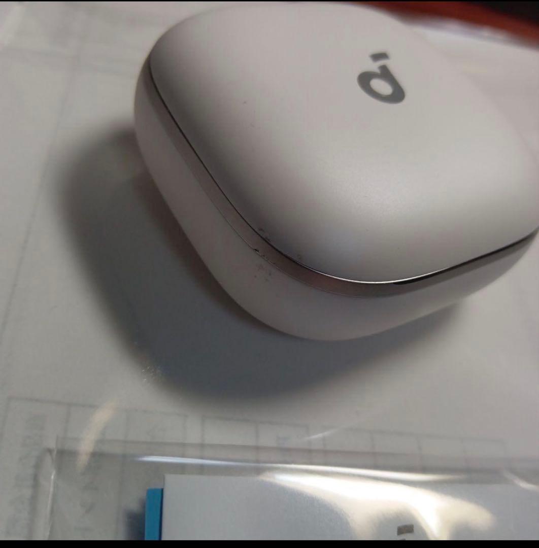 イヤホン ANKERLiberty5