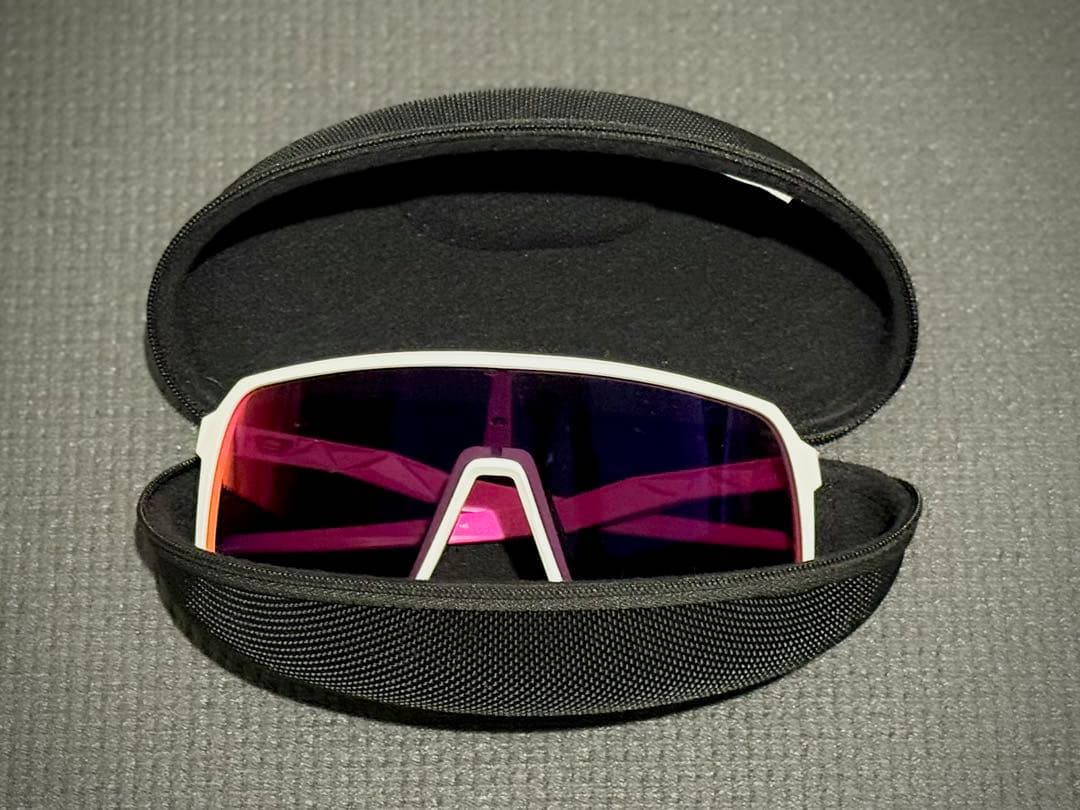 【週末お値下げ中】Oakley sutro オークリー スートロ