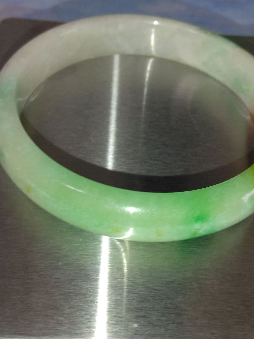 天然無加工　翡翠 バングル