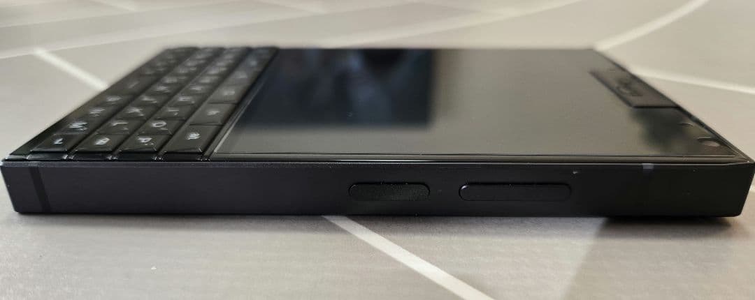 スマートフォン本体 unihertz TiTAN 2