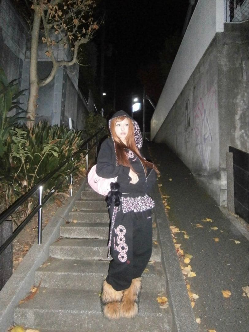 9090 girl OG Logo パーカーblack S