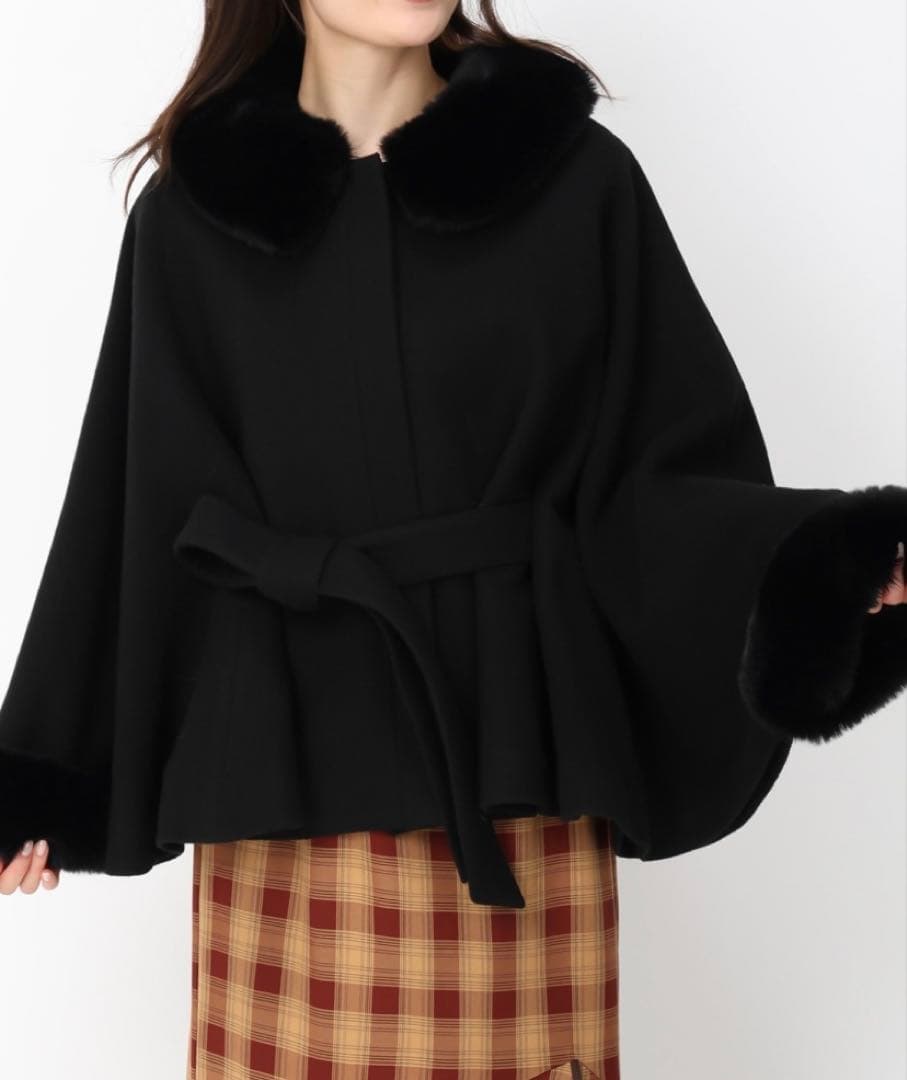 MISCH MASCH ブラックファーポンチョ