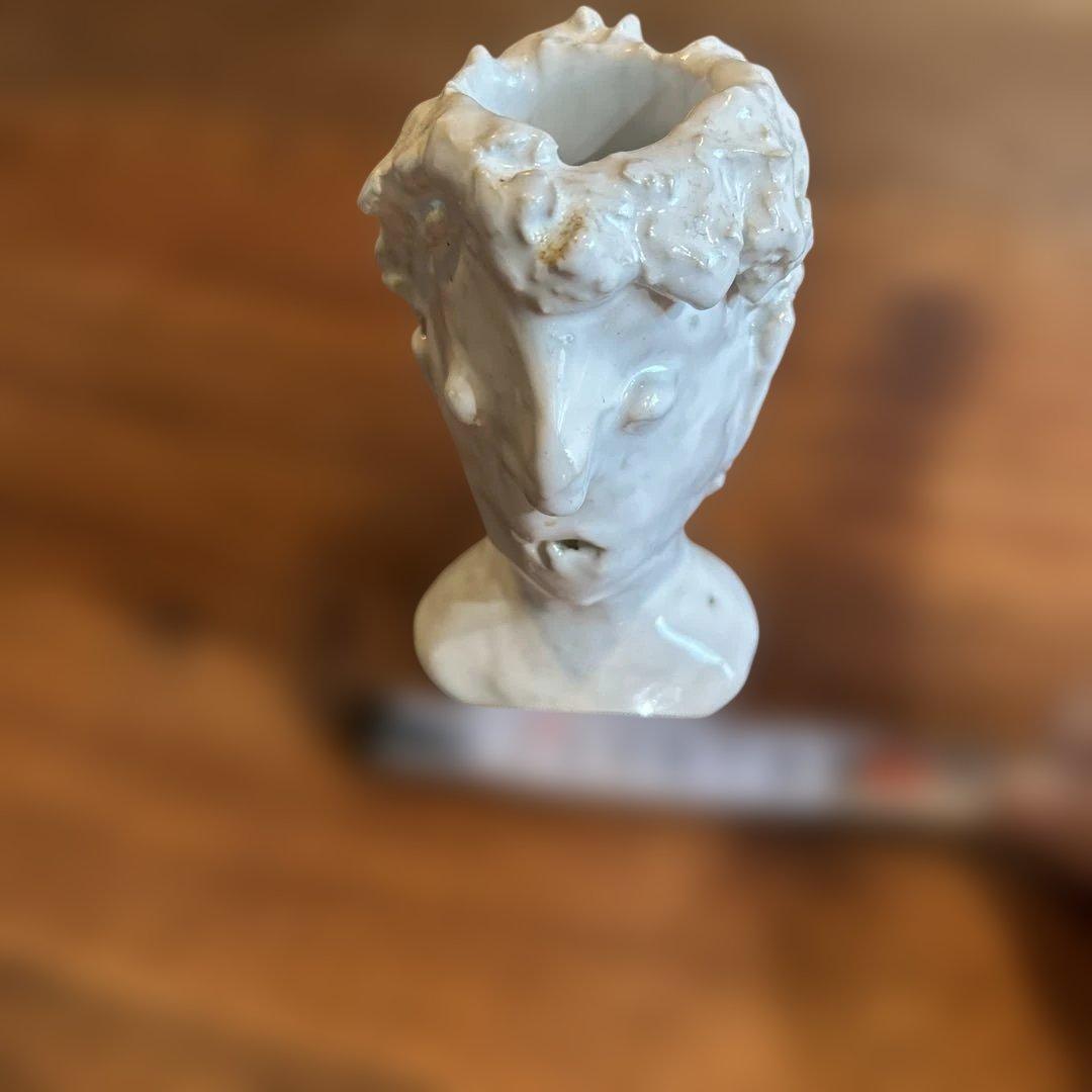 birbira karcoビルビラ2️⃣ 前髪短め、口空洞モデル