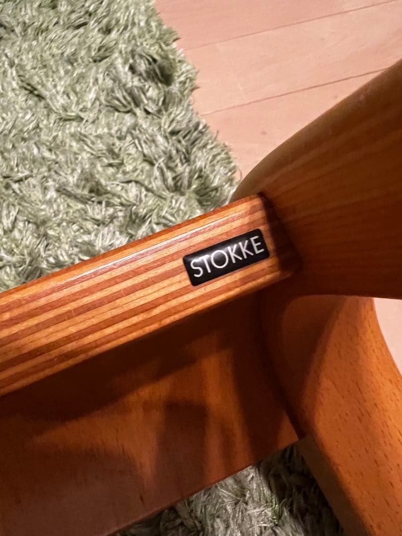 STOKKE バリアブルバランスチェア　ネイビー