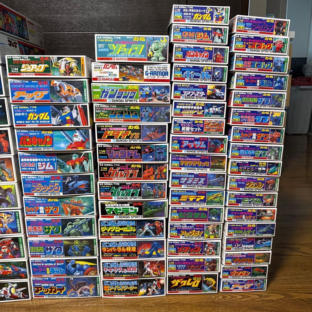 機動戦士ガンダム　旧キット　ガンプラ　コンプリート？