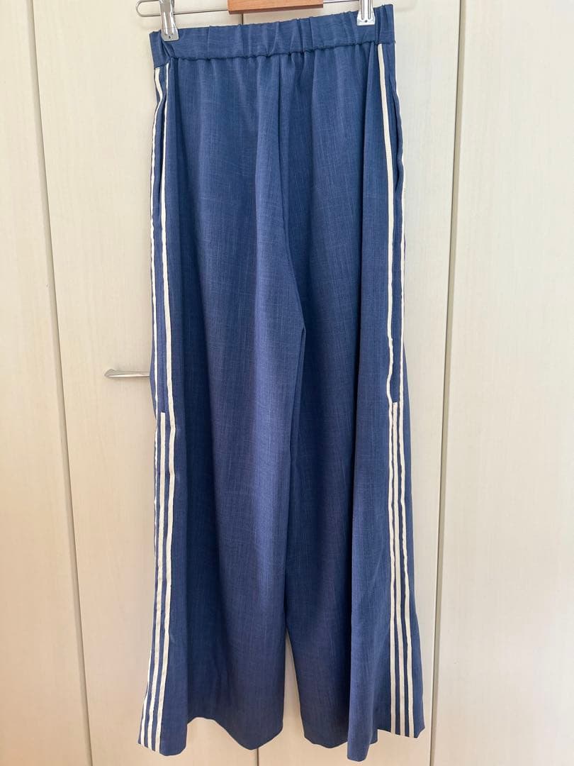 モ*ン様 AULA AILA プリーツスカートレイヤードパンツ