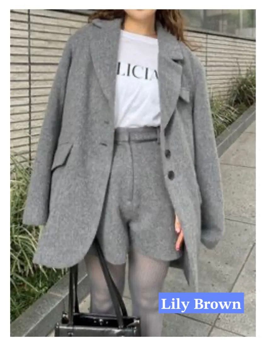 週末セール 超美品リリーブラウン グレージャケットとショートパンツ