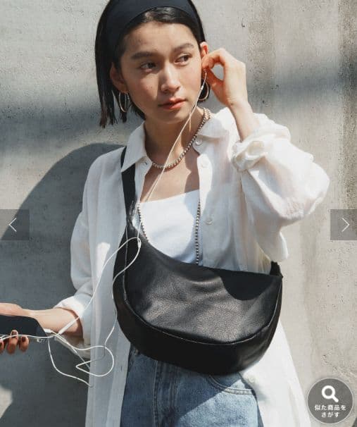 【新品】russet ソフトレザーラウンドショルダーバッグ　ブラック