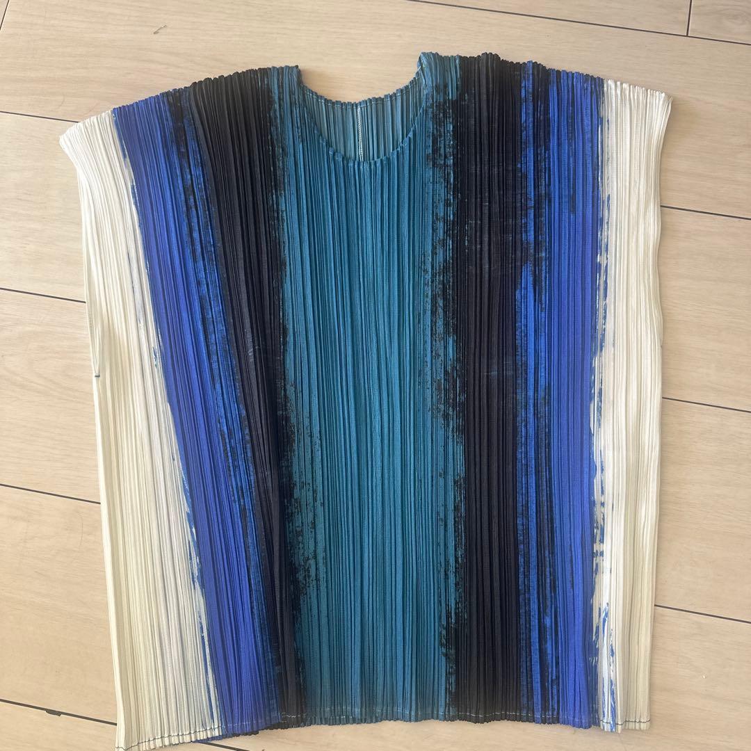PLEATS PLEASE プリーツ半袖トップス