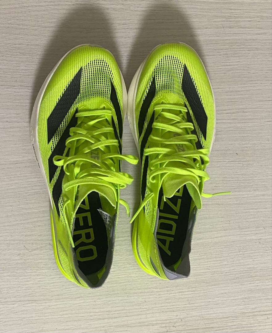 ADIZERO アバンチ　24.5