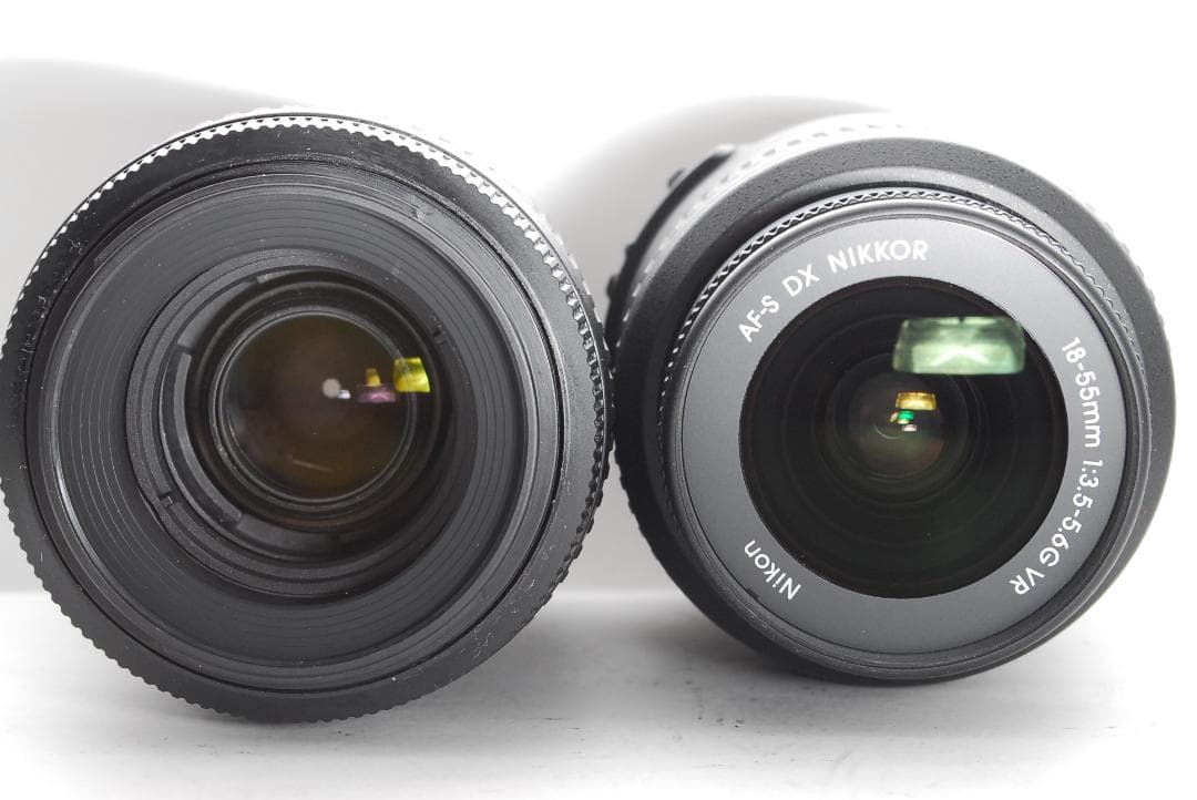 ◆新品級ショット数◆Nikon D5200　スマホ転送　お得なダブルレンズセット