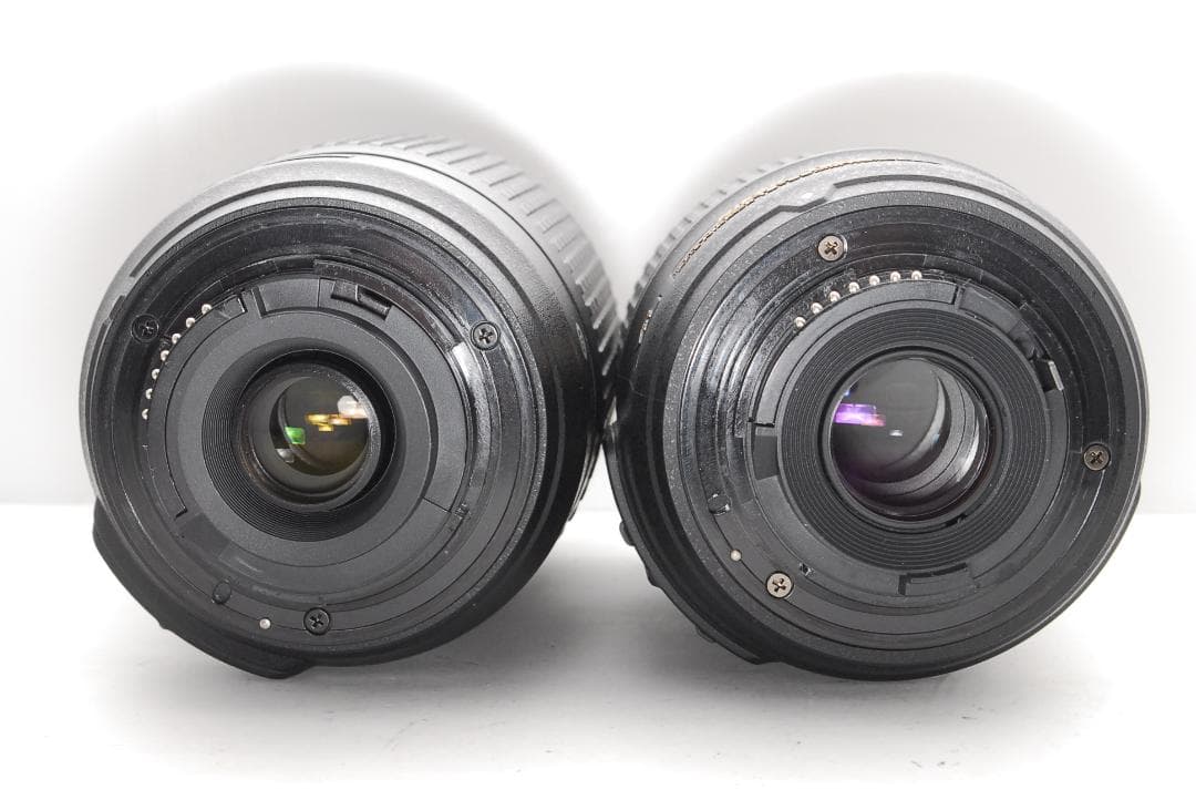 ◆新品級ショット数◆Nikon D5200　スマホ転送　お得なダブルレンズセット