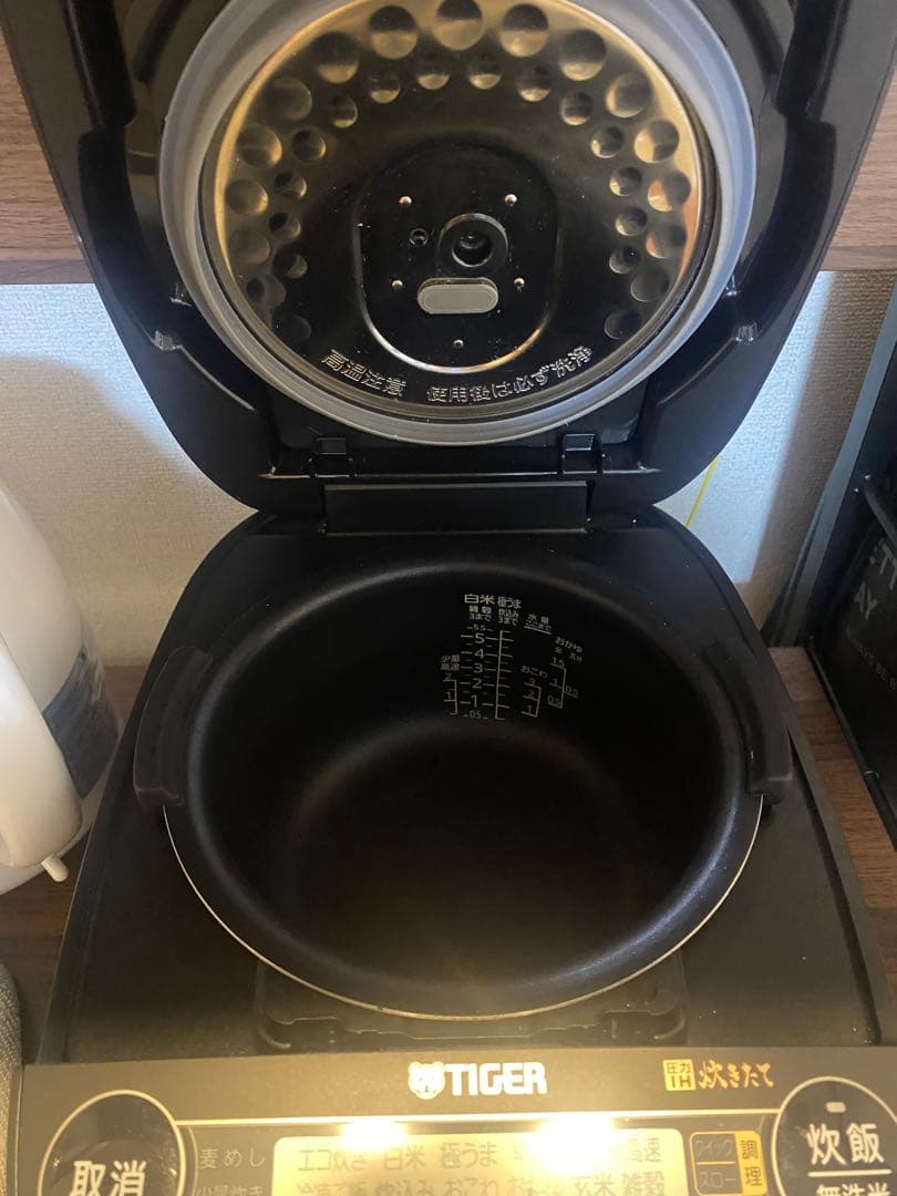 炊飯器 タイガー JPV-S100 5.5合（2024年製・美品）
