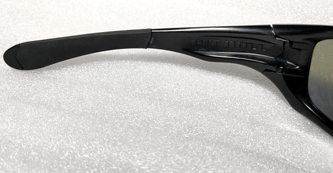 調光レンズ付き オークリー ピットブル OAKLEY PITBULL サングラス