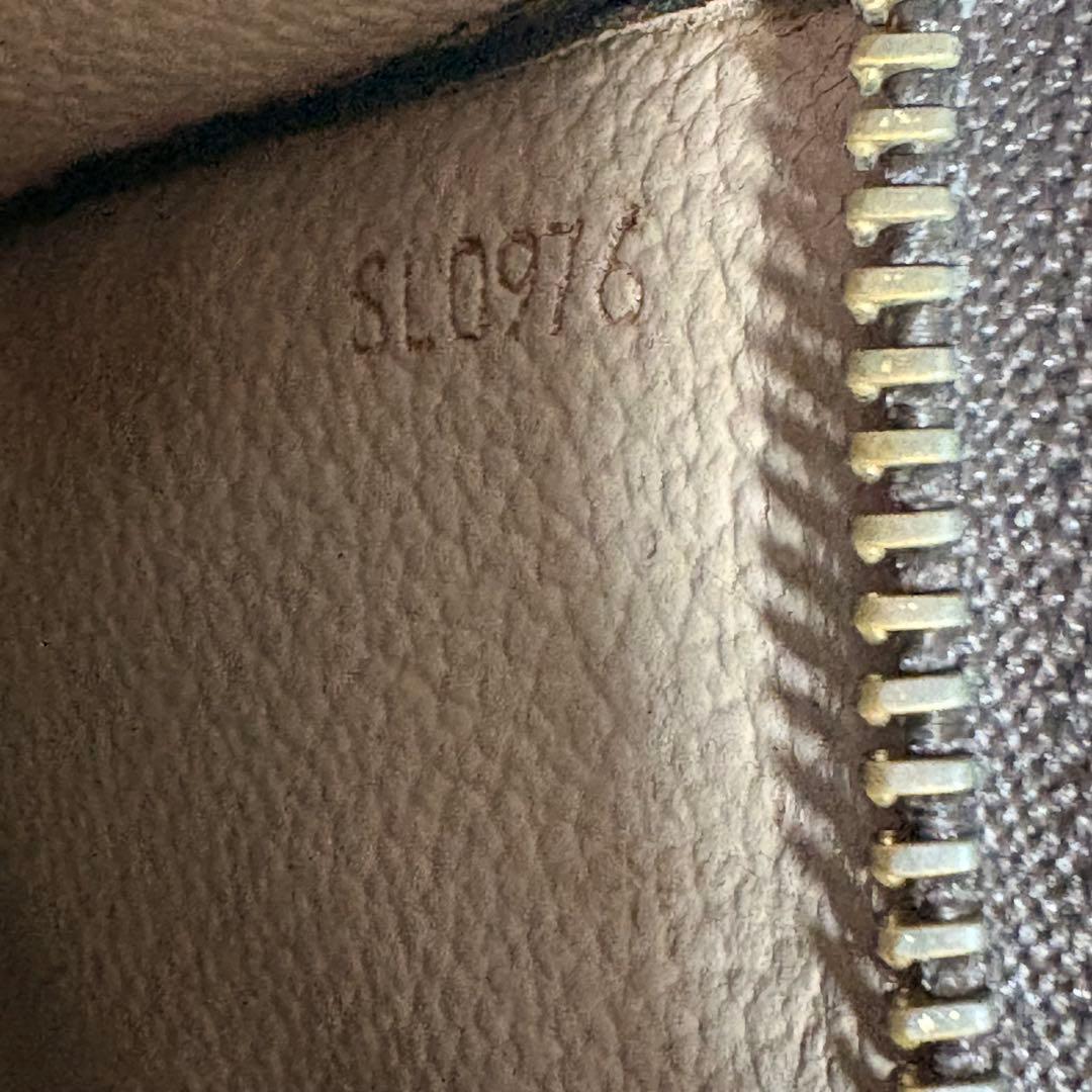 ルイヴィトン　モノグラム ポッシュトワレット26 クラッチバッグ　 ポーチ