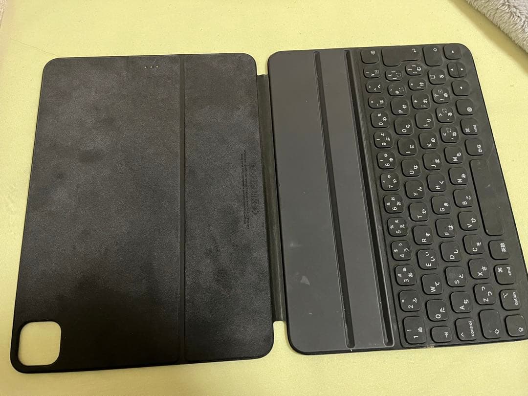 バッカスiPad Air 第5世代アイパッド256GB 純正キーボード