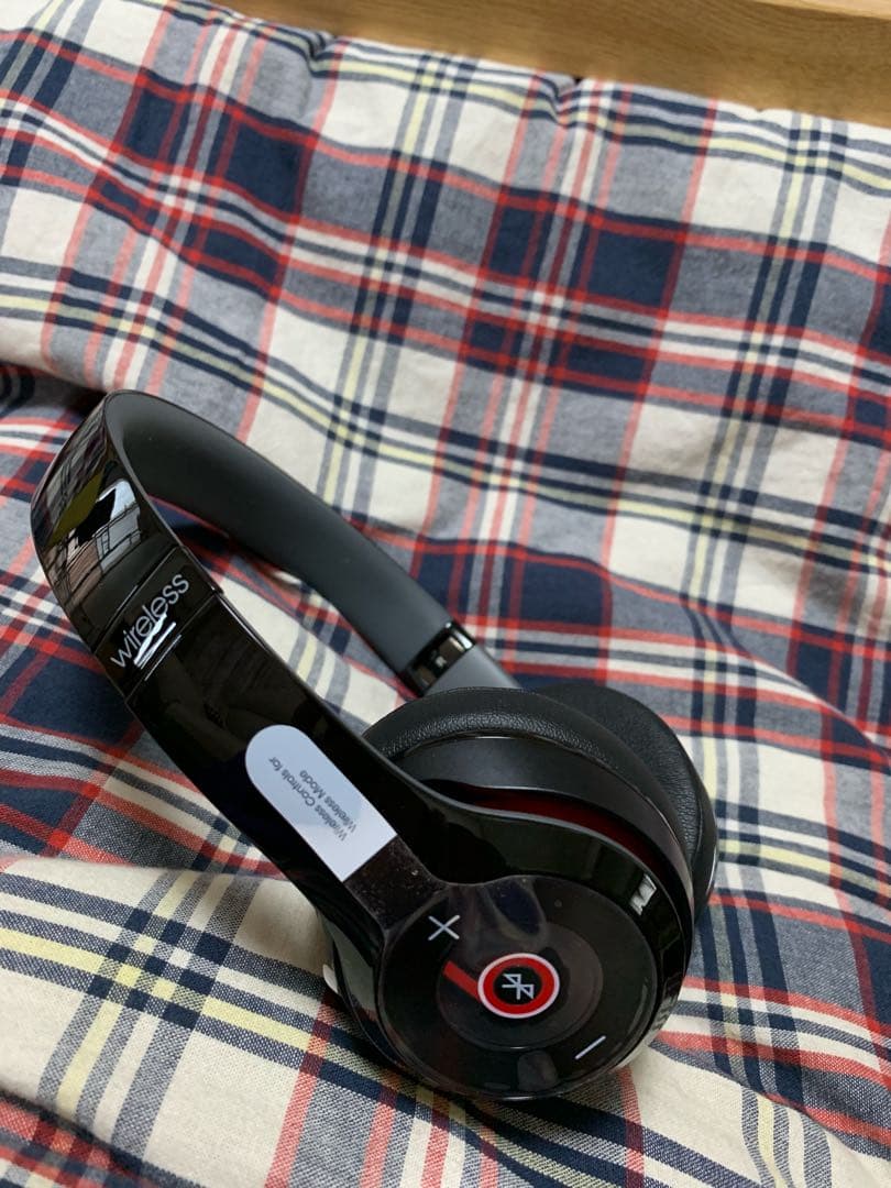 ワイヤレスヘッドフォン