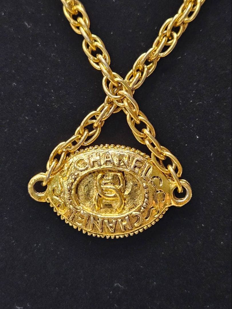 CHANEL　シャネル　刻印プレート有ココマーク　ロゴネックレスチェーンゴールド