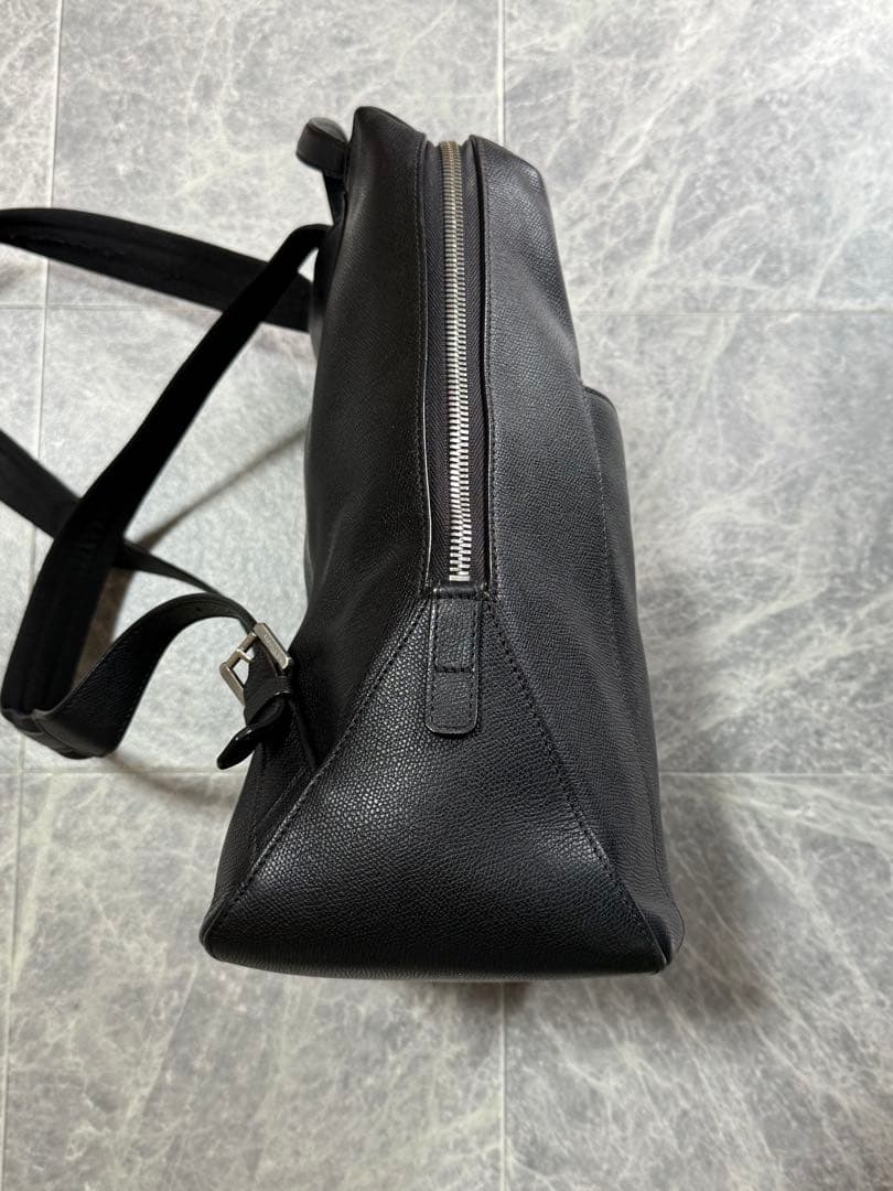 VALEXTRA ヴァレクストラ Vライン レザー リュック バックパック