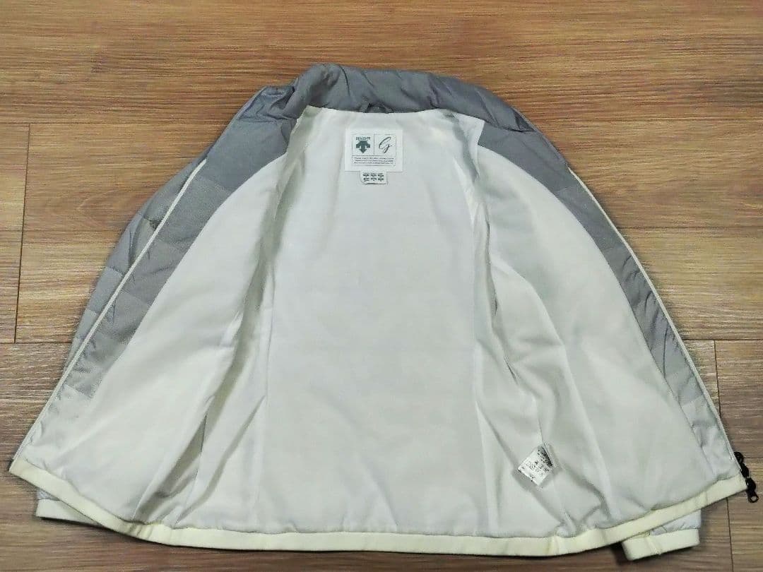 ✨️ほぼ未使用✨️デサント レディース ゴルフジャケット グレー アイボリー