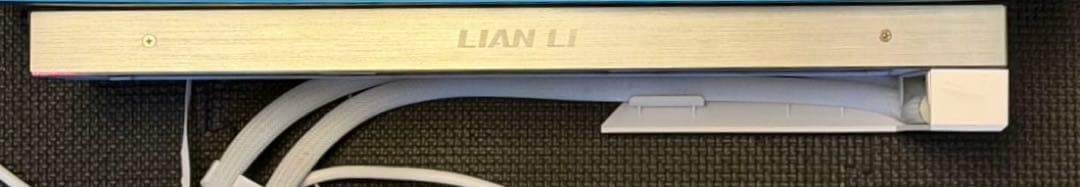 ク*ミ様 Lian Li HydroShift LCD ファン無し