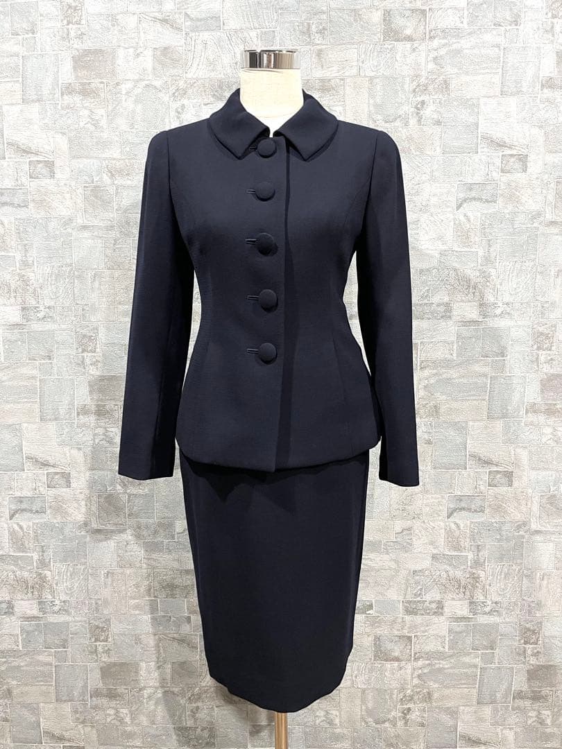 新品✴︎ユキトリイ　スーツ　高級フォーマル　9号　セットアップ　濃紺ネイビー