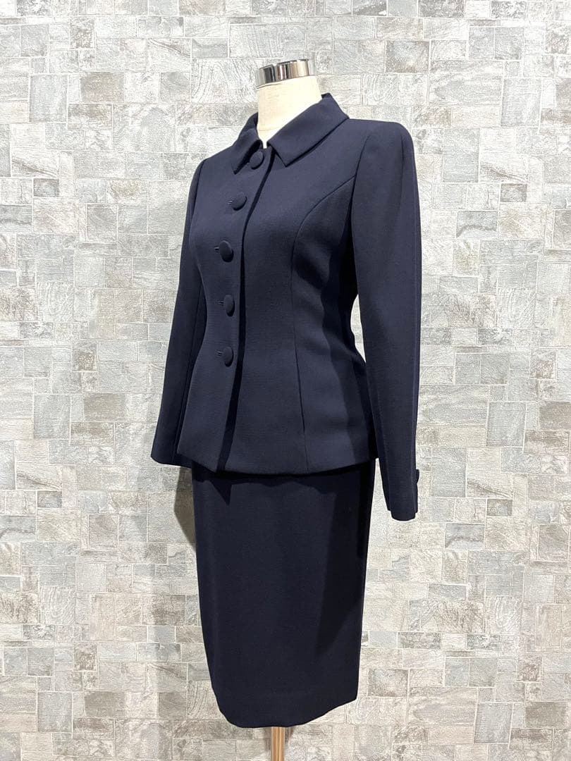 新品✴︎ユキトリイ　スーツ　高級フォーマル　9号　セットアップ　濃紺ネイビー