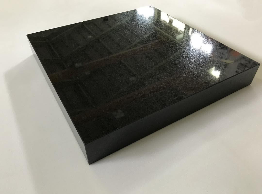 高級 天然黒御影石 オーディオボード●400×350×30●5面磨き● 送料無料