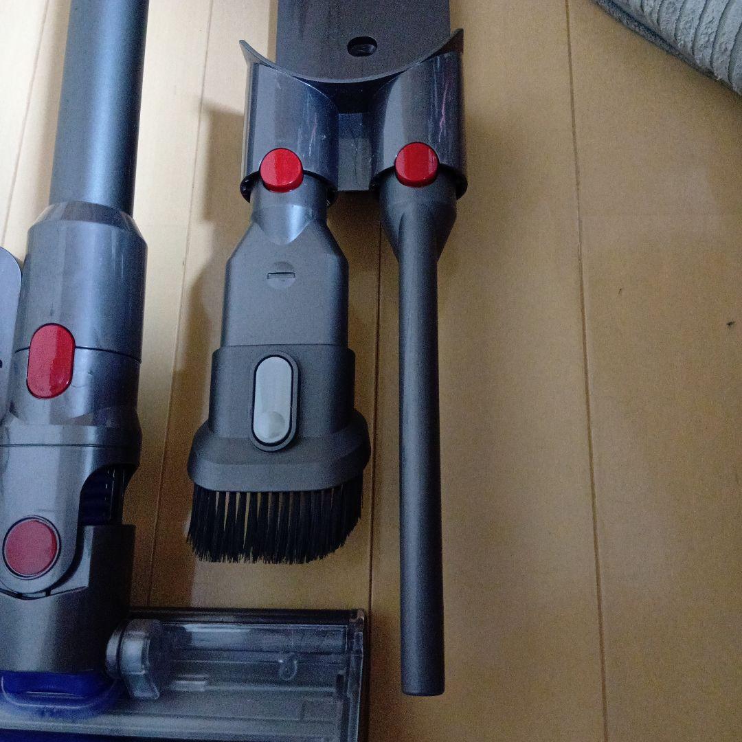 せい送料込美品dyson SV11スティック&ハンディ 稼働 18分50秒