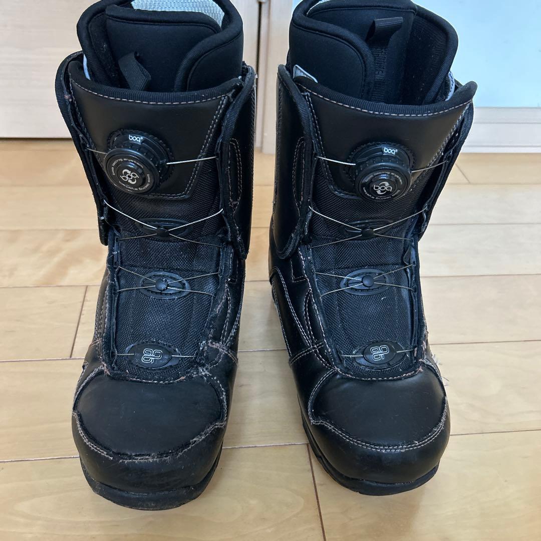 スノーボードブーツ　ブラックプロ　２５センチ