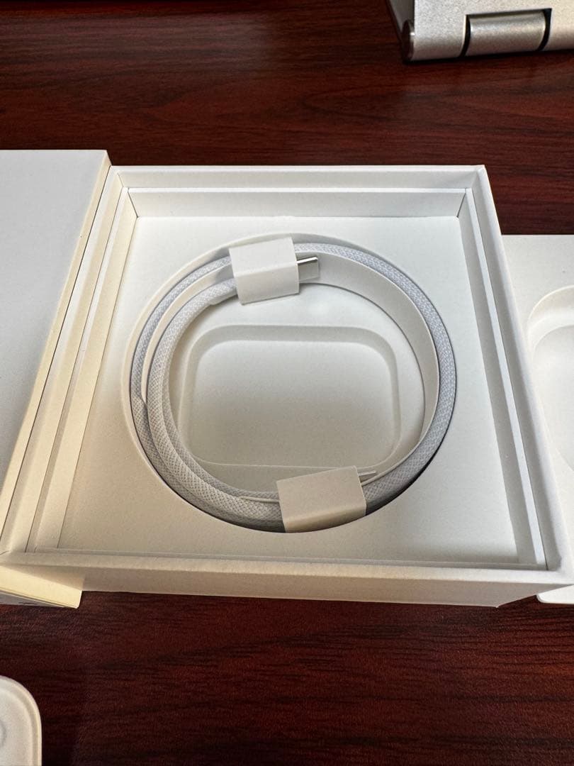 【美品】AirPods Pro（第2世代）USB-C充電モデル　即購入可