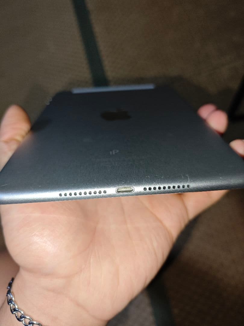 iPad mini 4 128GB シルバー MK772J／A SoftBank